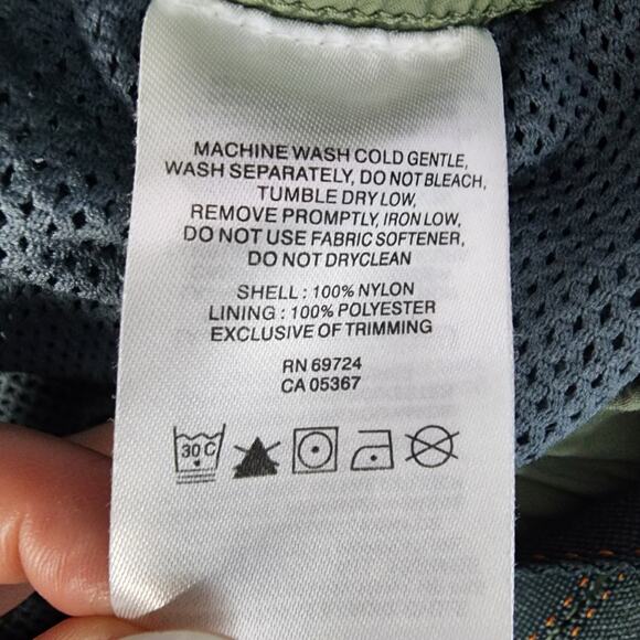 Columbia Sandy River Omni-Shade Cargo Shorts | Women's Small (8t) - Picture 13 of 13